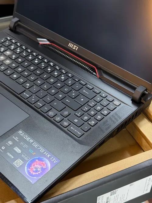 MSI RAIDER GE78HX 13VG I7 13700Hx 32GO 2TO SSD NVIDIA GEFORCE RTX4070 8GO NEUF SOUS EMBALLAGE 