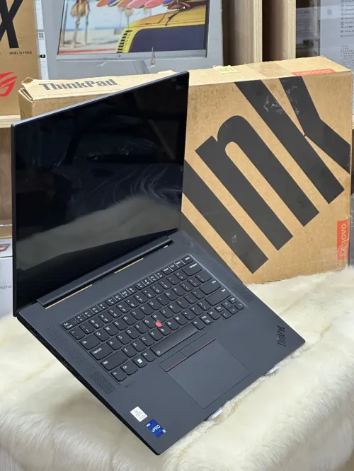 LENOVO THINKPAD P1 GEN 5 I9 VPRO 12900H 64GO 2TO SSD NVIDIA RTX A5500 16GO 4K OLED TACTILE NEUF 
