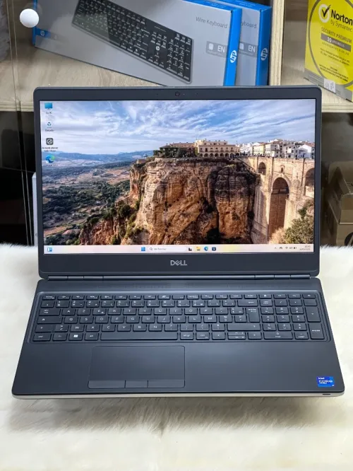 DELL PRECISION 7560 I7 VPRO 11850H 32GO 512GO SSD NVIDIA RTX A2000 4GO 