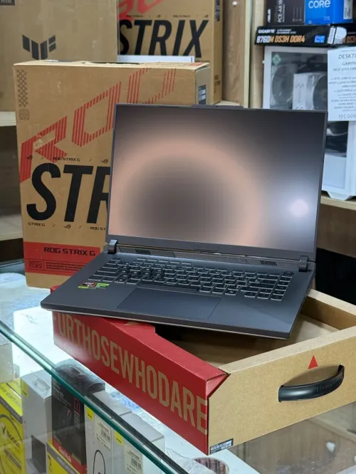 ASUS ROG STRIX G16 G614FH AMD RYZEN 9 9955HX 16GO 1TO SSD NVME NVIDIA GEFORCE RTX5050 8GO GDDR7 NEUF