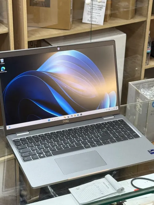 DELL PRECISION 3581 I9 13900H 64GO 1TO SSD NVME NVIDIA RTX2000 ada 8GO GDDR6