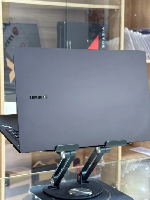 SAMSUNG GALAXYBOOK 2 PRO 950XED INTEL CORE I7 EVO 1260P 16GO 512GO SSD NVME
