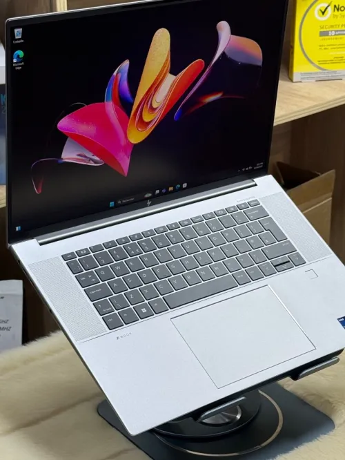 HP ZBOOK STUDIO 16 G10 I7 VPRO 13800H 32Go 1TO SSD NVIDIA RTX A1000 6GO 