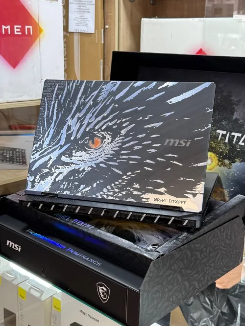 MSI TITAN 18 HX DRAGON ÉDITION ULTRA 9 285Hx 96Go 6To SSD NVIDIA GeForce RTX5090 24Go GDDR7 4K Neuf 