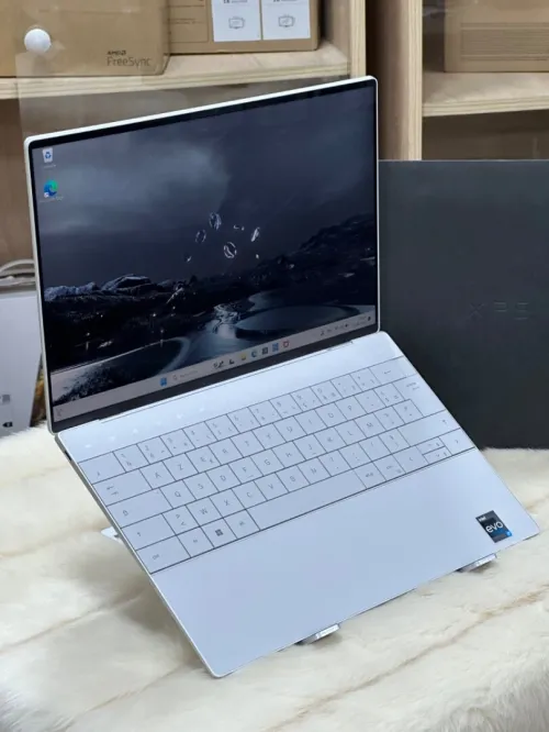 DELL XPS 13 9320 PLUS I7 EVO 1360P 32GO DDR5 1TO SSD 4K OLED TACTILE NEUF SOUS EMBALLAGE 