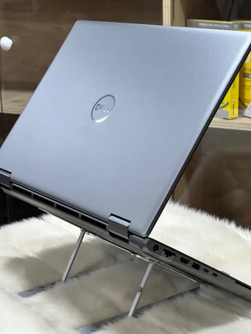DELL PRECISION 7680 I7 13850HX 32GO DDR5X 2TO SSD NVME NVIDIA RTX2000 ada 8GO 