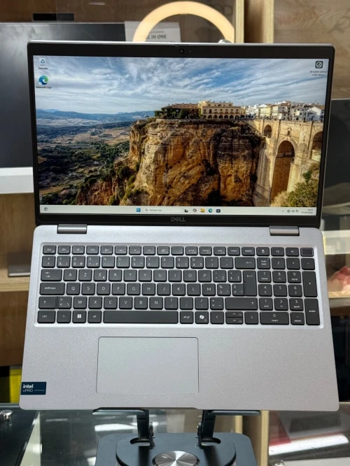 DELL LATITUDE 5550 ULTRA 5 135U 16GO 256GO SSD NVME