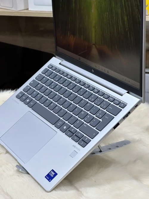 HP ELITEBOOK 630 G11 ULTRA 5 125u 16GO DDR5 512GO SSD NEUF