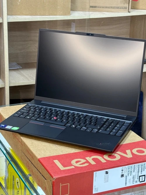 LENOVO THINKPAD E16 GEN 3 INTEL CORE ULTRA 5 225U 16GO 512GO SSD NEUF SOUS EMBALLAGE