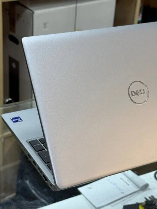 DELL PRECISION 3581 I9 13900H 64GO 1TO SSD NVME NVIDIA RTX2000 ada 8GO GDDR6