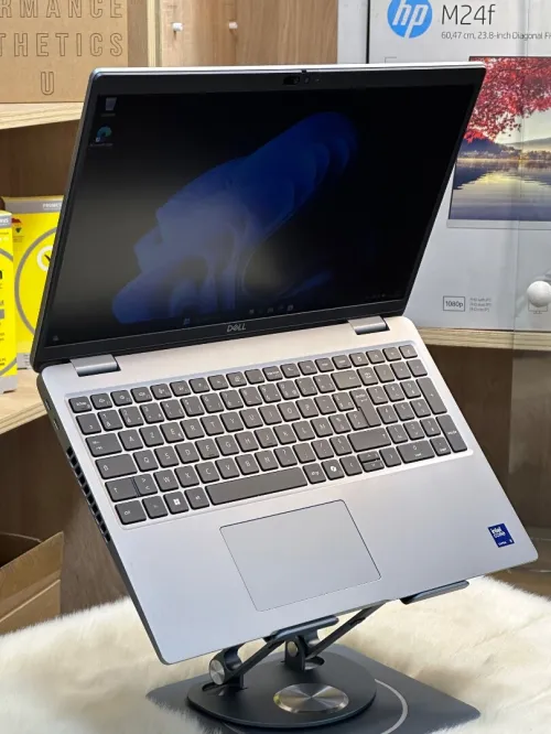DELL LATITUDE 5550 INTEL CORE ULTRA 5 135U 16GO 256GO SSD 