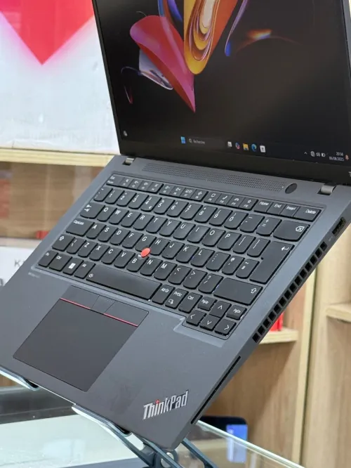 LENOVO THINKPAD T14 GEN 4 I5 1335U 16GO 256GO SSD NVME