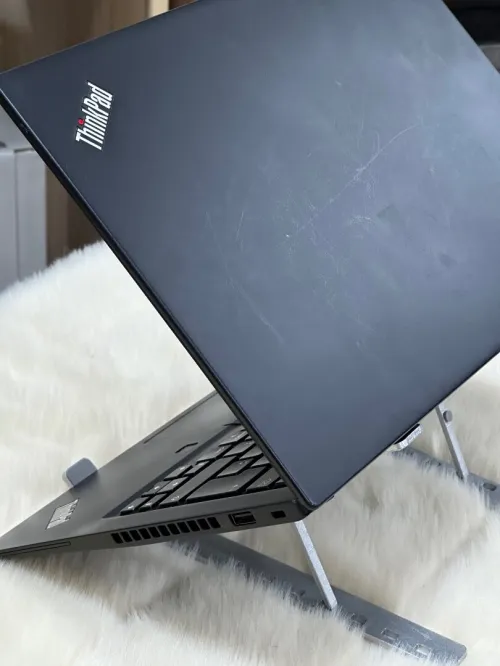 LENOVO THINKPAD T14s I7 10610U 16GO 256GO SSD TACTILE 