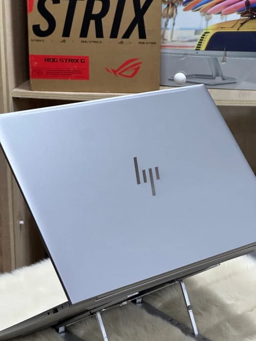 HP ZBOOK FIREFLY 16 G11 ULTRA 5 125H 32GO DDR5X 1TO SSD NVME NVIDIA RTX A500 4GO GDDR6