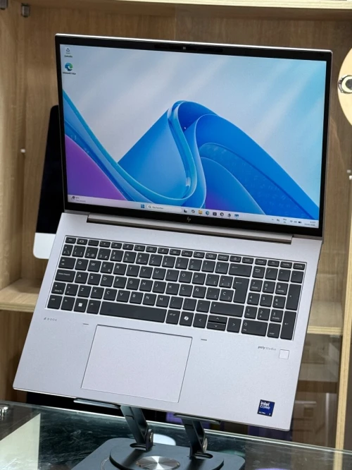 HP ZBOOK FIREFLY 16 G11 ULTRA 7 155H 32GO 1TO SSD NVME