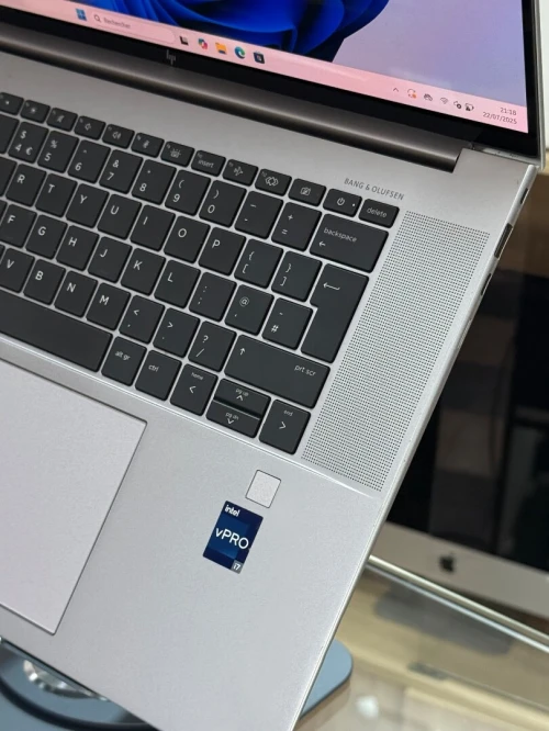 HP ZBOOK STUDIO 16 G9 I7 12800H 32GO 1TO SSD NVIDIA RTX A2000 8Go 4K OLED TACTILE 