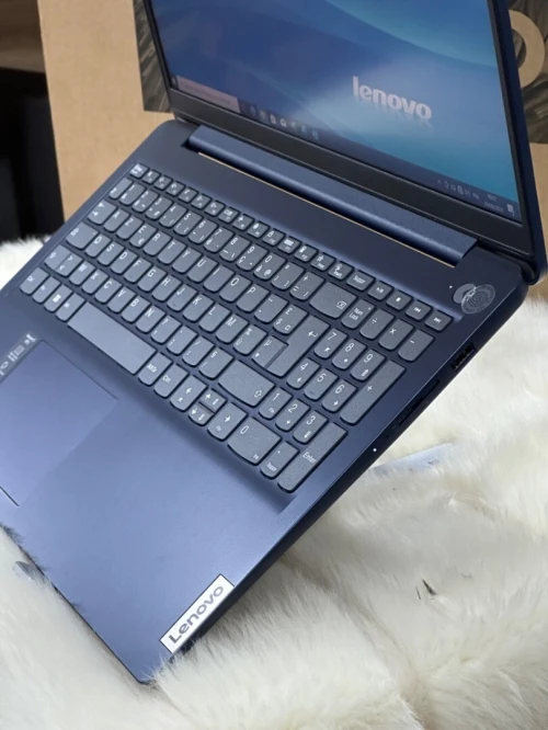 LENOVO IDEAPAD 3 15ITL6 I7 1165G7 16GO 512GO SSD NVIDIA GEFORCE MX450 2GO GDDR6 NEUF SOUS EMBALLAGE 