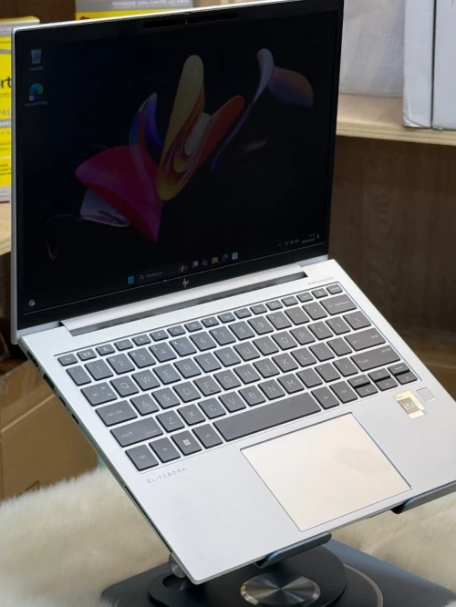 HP ELITEBOOK 830 G10 I5 EVO 1345U 32GO 512GO SSD NVME 