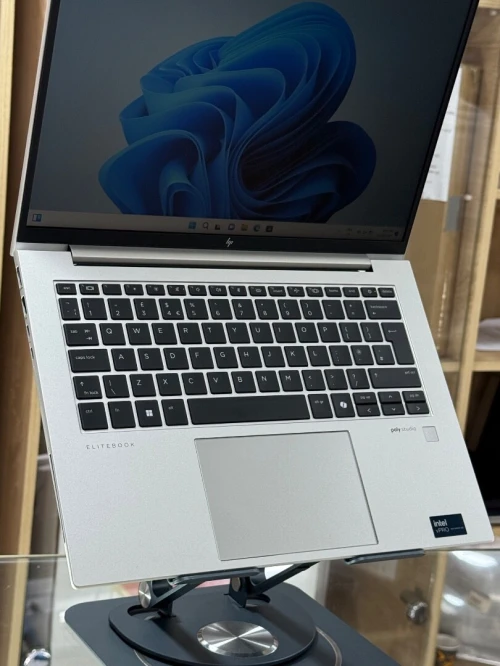 HP ELITEBOOK 840 G11 INTEL CORE ULTRA 5 VPRO 135U 32GO 512GO SSD TACTILE 