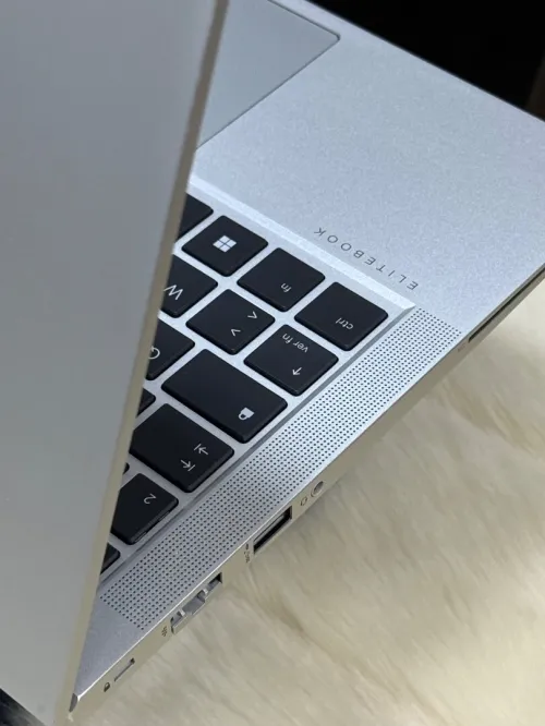 HP ELITEBOOK 630 G9 I7 EVO 1265U 16GO 256GO SSD NVME 