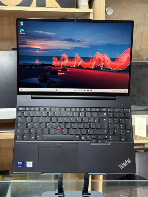 LENOVO THINKPAD E16 GEN 2 ULTRA 7 155H 16GO 512GO SSD NVME