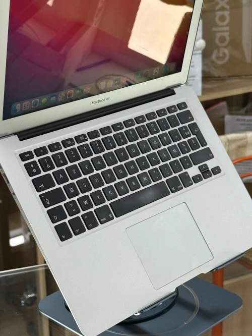 MACBOOK AIR 13.3 2017 I5 1.8GHZ 8GO 256GO SSD CYCLE 282