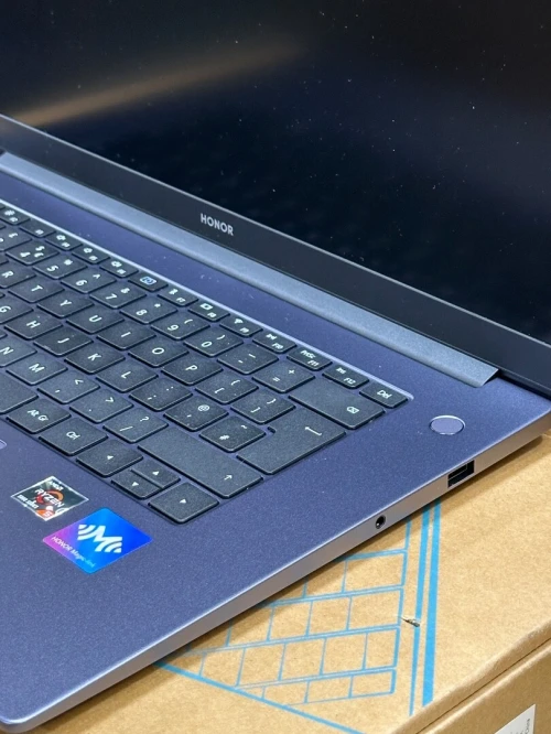 HONOR MAGICBOOK 15 BMH-WDQ9HN AMD RYZEN 5 5500U 8GO 512GO SSD NEUF SOUS EMBALLAGE 