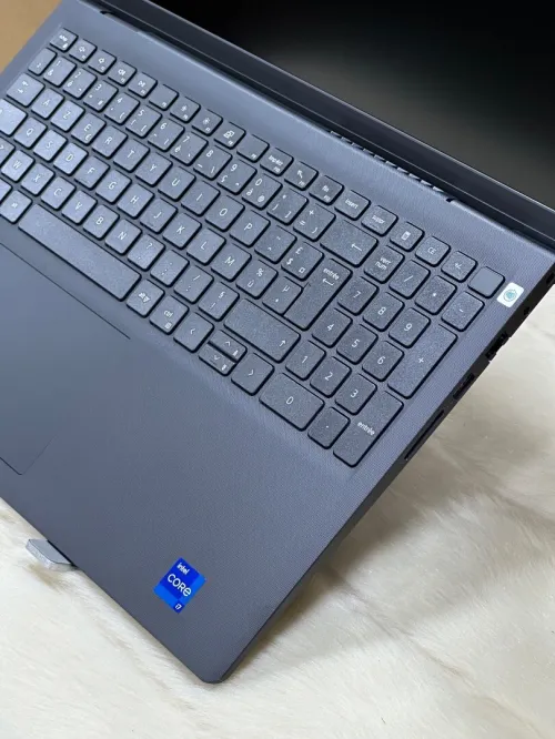 DELL VOSTRO 15 3520 I7 1255U 16GO 512GO SSD NEUF SOUS EMBALLAGE 