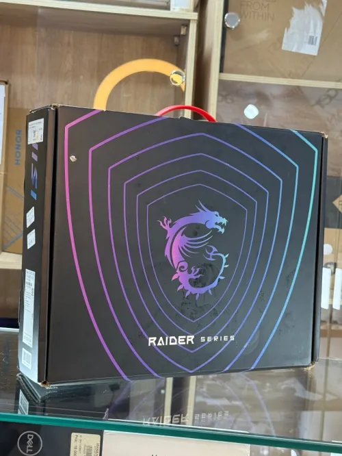 MSI RAIDER GE78HX 13VG I7 13700Hx 32GO 2TO SSD NVIDIA GEFORCE RTX4070 8GO NEUF SOUS EMBALLAGE 