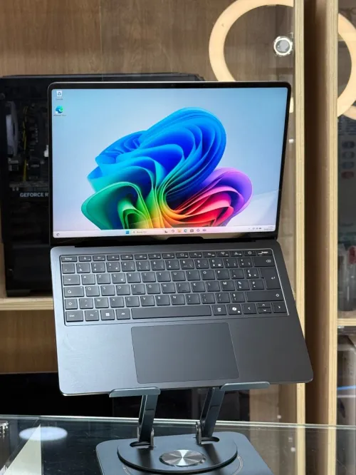 SURFACE LAPTOP 7 BLACK ÉDITION SNAPDRAGON X10 PLUS X1P64100 16GO 512GO SSD NVME TACTILE 