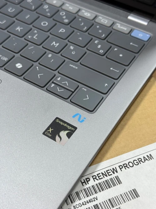 HP OMNIBOOK X 14 FE0000NF SNAPDRAGON X ELITE X1E78100 16GO 512GO SSD QUALCOMM ADRENO NEUF SOUS EMBALLAGE