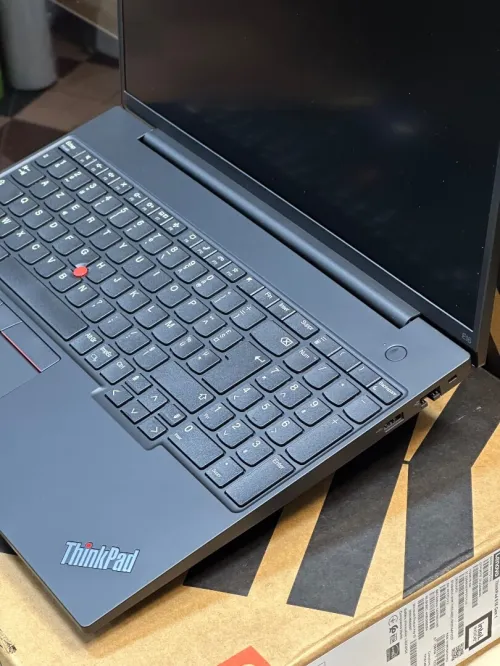 LENOVO THINKPAD E16 GEN1 I3 1315U 8GO 256GO SSD NEUF SOUS EMBALLAGE 