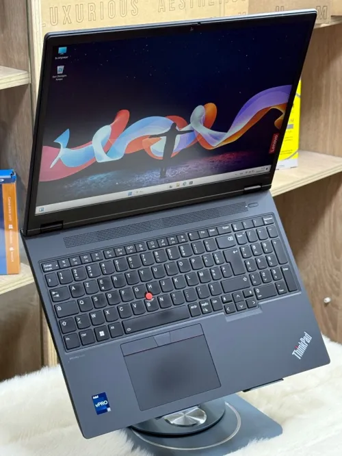LENOVO THINKPAD P16v I7 VPRO 13800H 32GO 1TO SSD NVIDIA RTX2000 ada 8GO GDDR6
