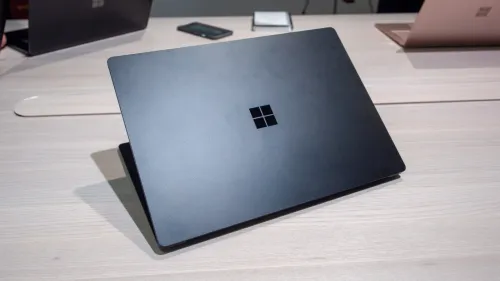 SURFACE LAPTOP 2 BLACK I5 8250U 8GO 256GO SSD