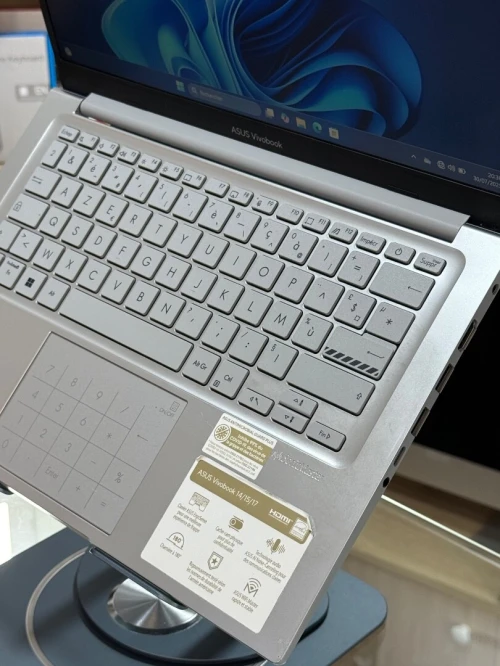 ASUS VIVOBOOK 14 X1404ZA I5 1235U 16GO 512GO SSD NVME 