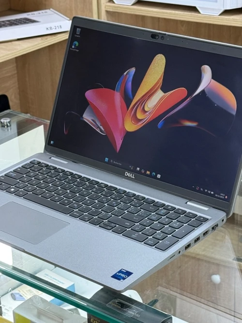 DELL LATITUDE 5540 I5 VPRO 1345U 32GO 512GO SSD TACTILE 