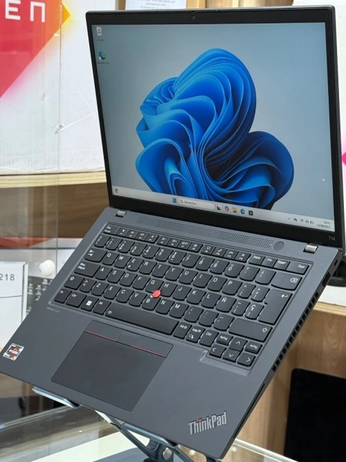 LENOVO THINKPAD T14 GEN 4 AMD RYZEN 5 PRO 7540U 16GO 512GO SSD NVME