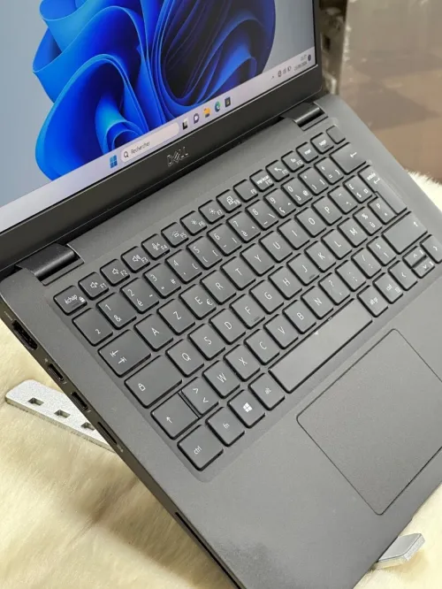 DELL LATITUDE CARBON 7310 I7 10610U 16GO 256GO SSD TACTILE 
