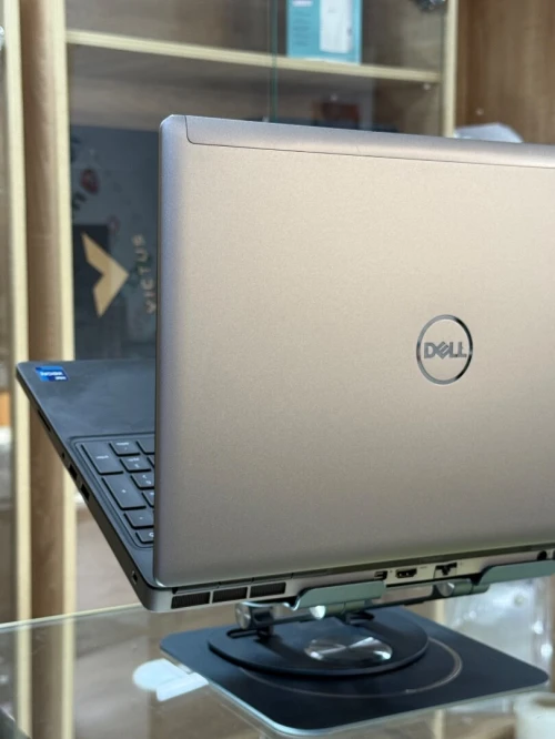 DELL PRECISION 7560 INTEL XEON W-11855M 32GO 2TO SSD NVIDIA RTX A3000 6GO GDDR6