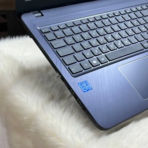 ASUS VIVOBOOK X543M CELERON N4020 4GO 256 SSD WIN 11 PRO 