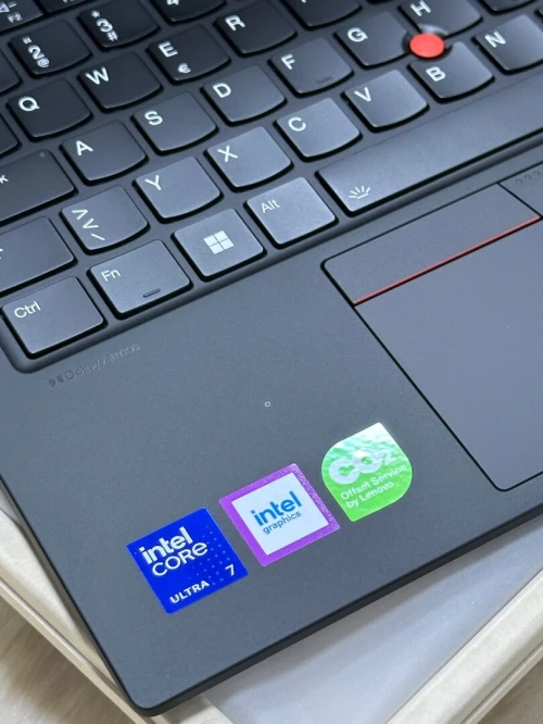 LENOVO THINKPAD X1 CARBON GEN 12 ULTRA 7 155U 32GO DDR5X 512GO SSD NEUF SOUS EMBALLAGE 