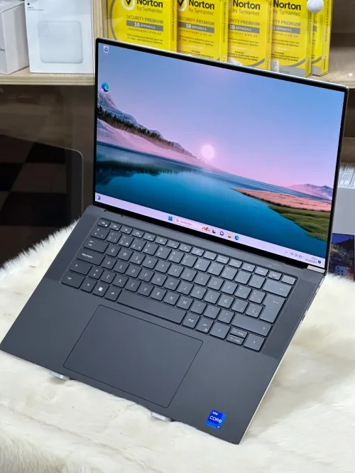 DELL XPS 15 9530 I7 13700H 32GO DDR5 1TO SSD NVIDIA GEFORCE RTX4050 6GO 4K OLED TACTILE 