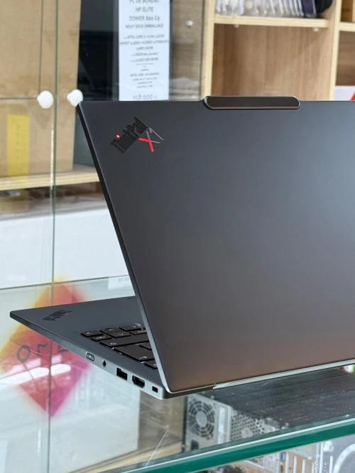 LENOVO THINKPAD X1 CARBON GEN 13 AURA EDITION ULTRA 7 EVO 258V 32GO 2TO SSD TACTILE