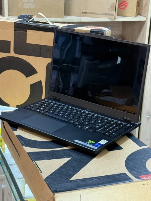 LENOVO LEGION 5i 15IRX10 I7 14700Hx 16GO 512GO SSD NVIDIA GEFORCE RTX5050 8GO GDDR7 NEUF SOUS EMBALLAGE