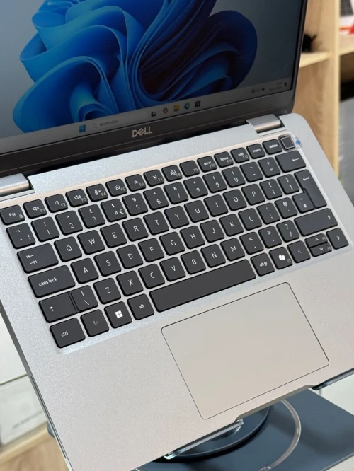 DELL LATITUDE 5350 ULTRA 7 165U 32GO 1TO SSD 