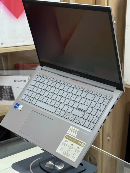 ASUS VIVOBOOK 15 X1504ZA I7 1255U 16GO 1TO SSD NVME