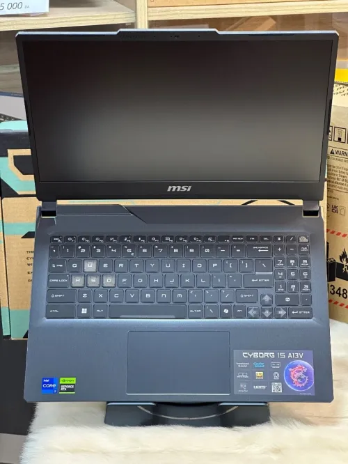 MSI CYBORG 15 B13VFK I7 13620H 16GO DDR5 512GO SSD NVIDIA GEFORCE RTX4060 8GO NEUF SOUS EMBALLAGE 