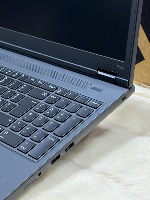 LENOVO THINKPAD P16v GEN 1 I9 13900H 32GO DDR5X 1TO SSD NVIDIA RTX2000 ada 8GO NEUF SOUS EMBALLAGE 