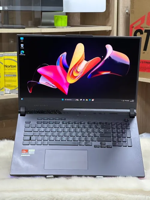 ASUS ROG STRIX G17 G713PV AMD RYZEN 9 7845HX 32GO DDR5X 1TO SSD NVIDIA GEFORCE RTX4060 8GO GDDR6