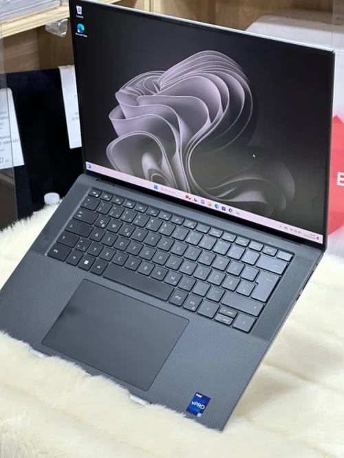 DELL PRECISION 5570 I7 VPRO 12800H 32GO DDR5 512GO SSD NVIDIA RTX A1000 4GO GDDR6 